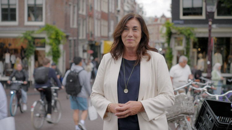 Verpact Amsterdam Hester van Buren
