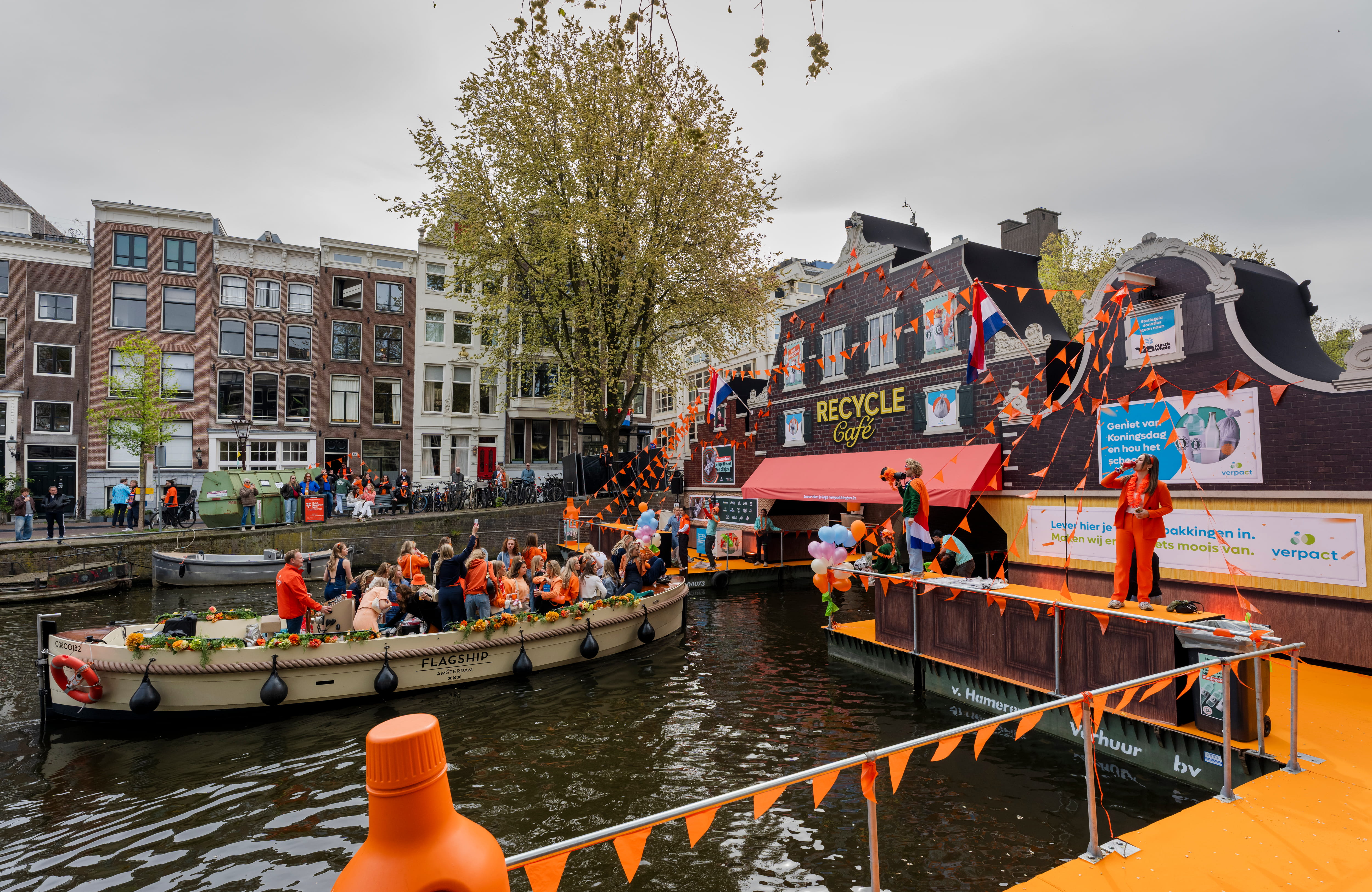 Recycle cafe koningsdag